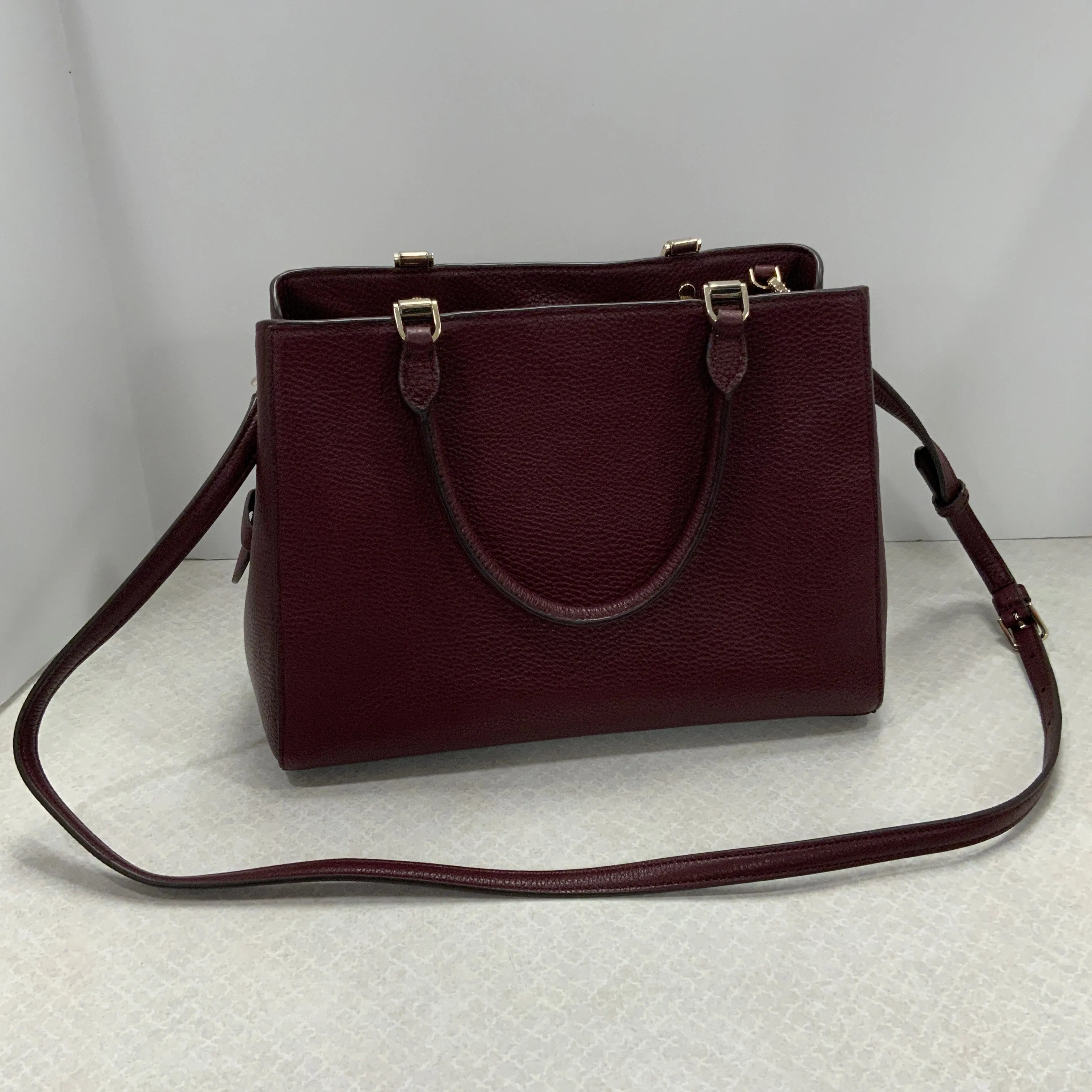Handbag Designer By Kate Spade In Maroon, Size:Medium