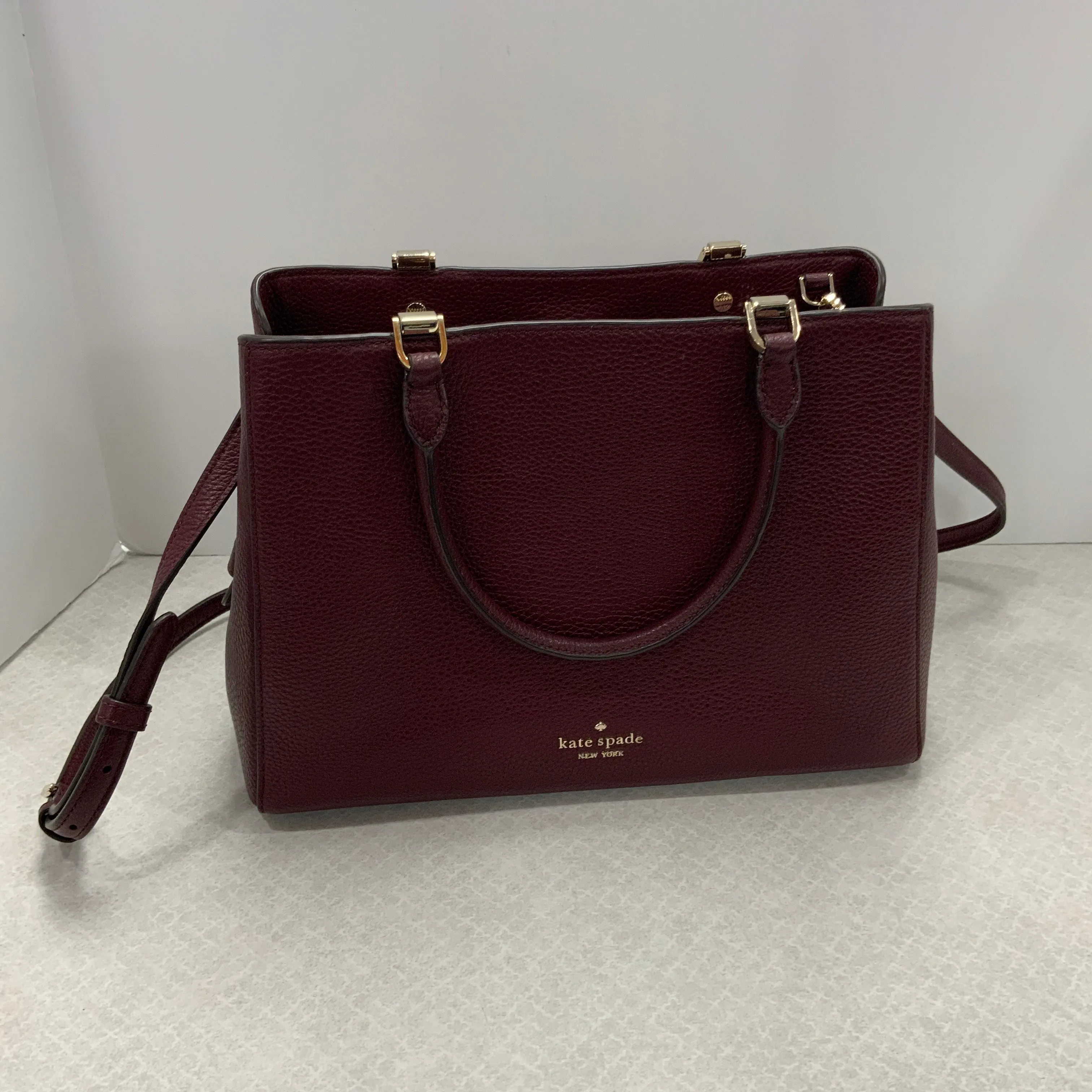 Handbag Designer By Kate Spade In Maroon, Size:Medium