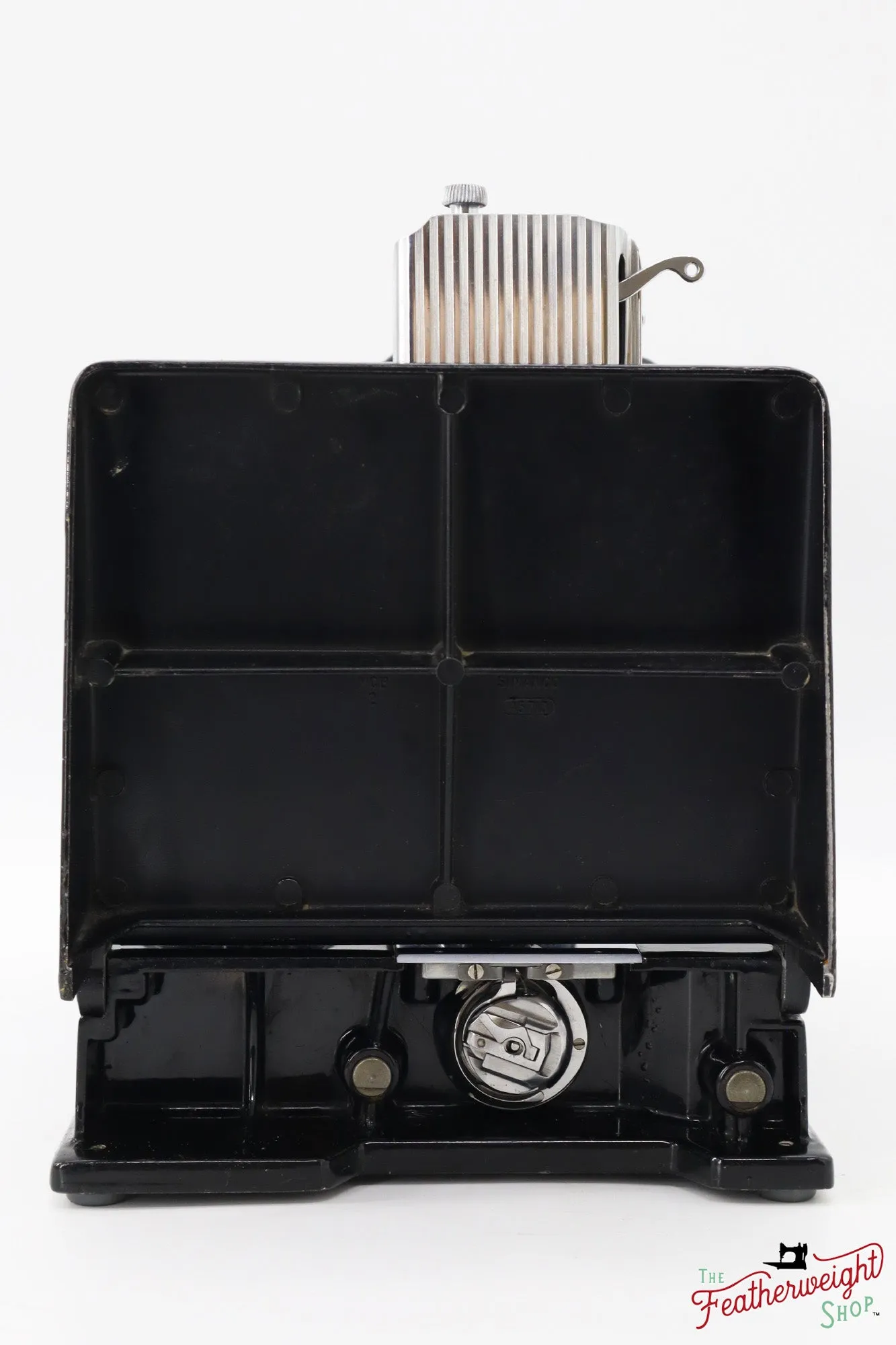 Singer Featherweight 221K Sewing Machine, 1955 - EK2111**